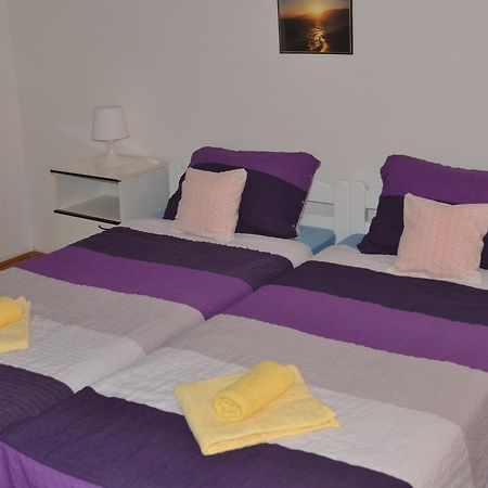 Rooms Mila Rezovac Buitenkant foto