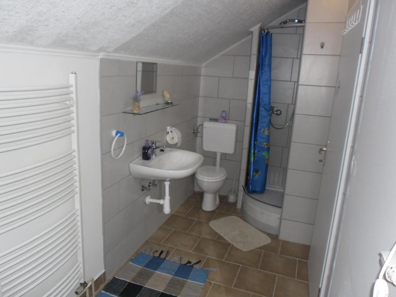 Rooms Mila Rezovac Buitenkant foto